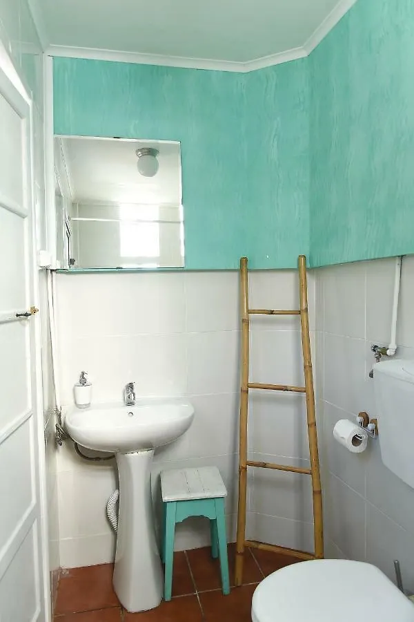 Charming Apartment - Lisbon Center 0*,